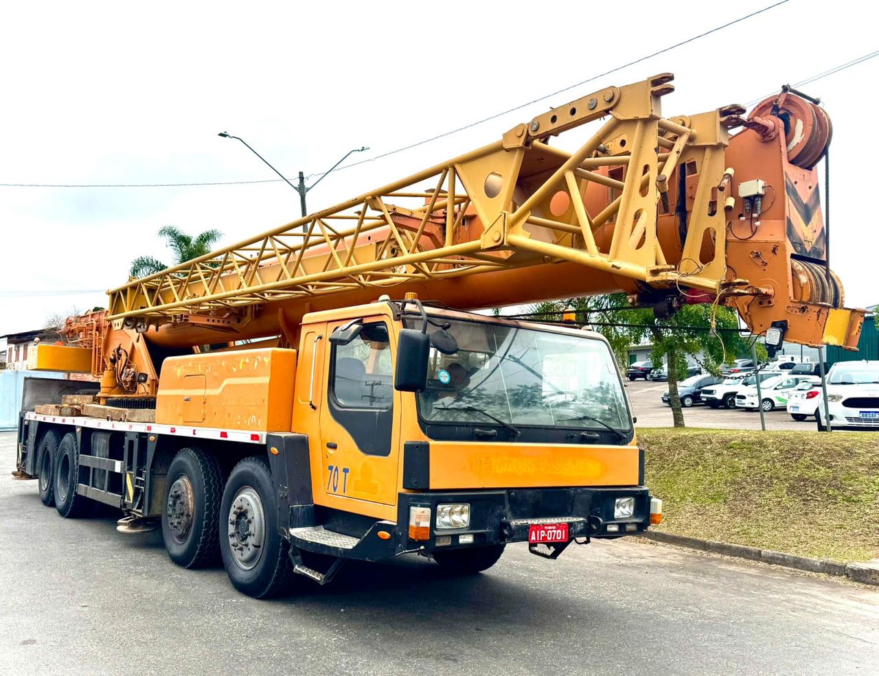 Guindaste XCMG - 70 toneladas